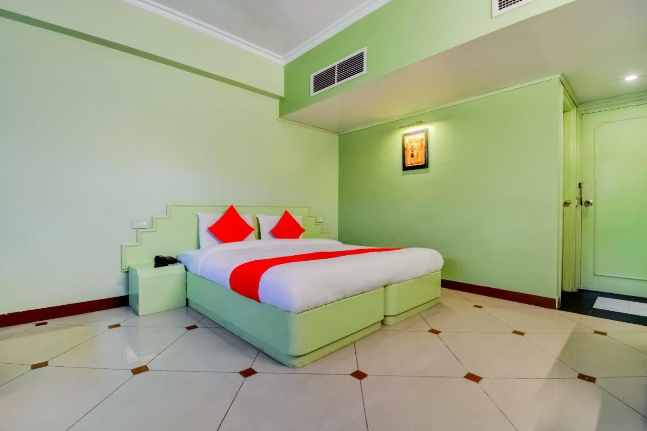 Oyo 18814 Hotel Maya International Dźajpur Zewnętrze zdjęcie