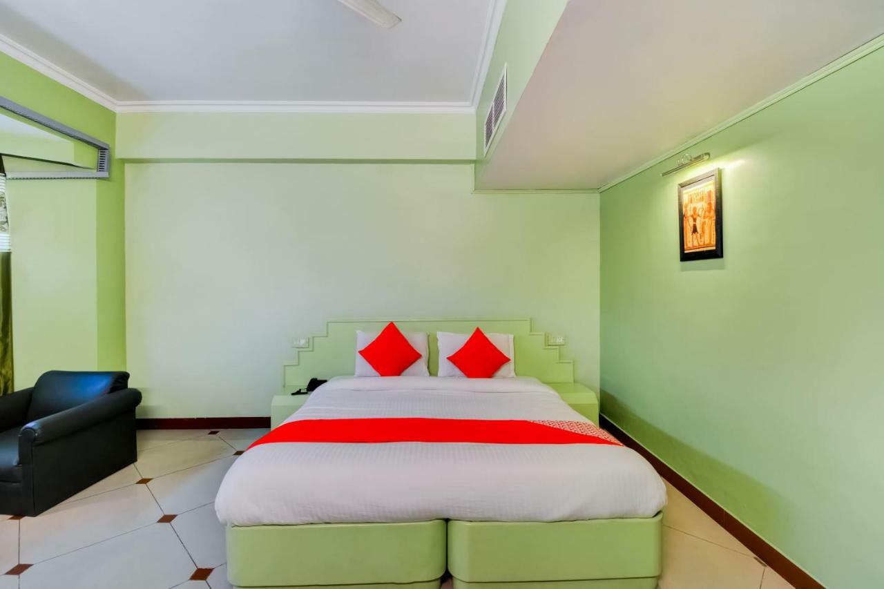 Oyo 18814 Hotel Maya International Dźajpur Zewnętrze zdjęcie