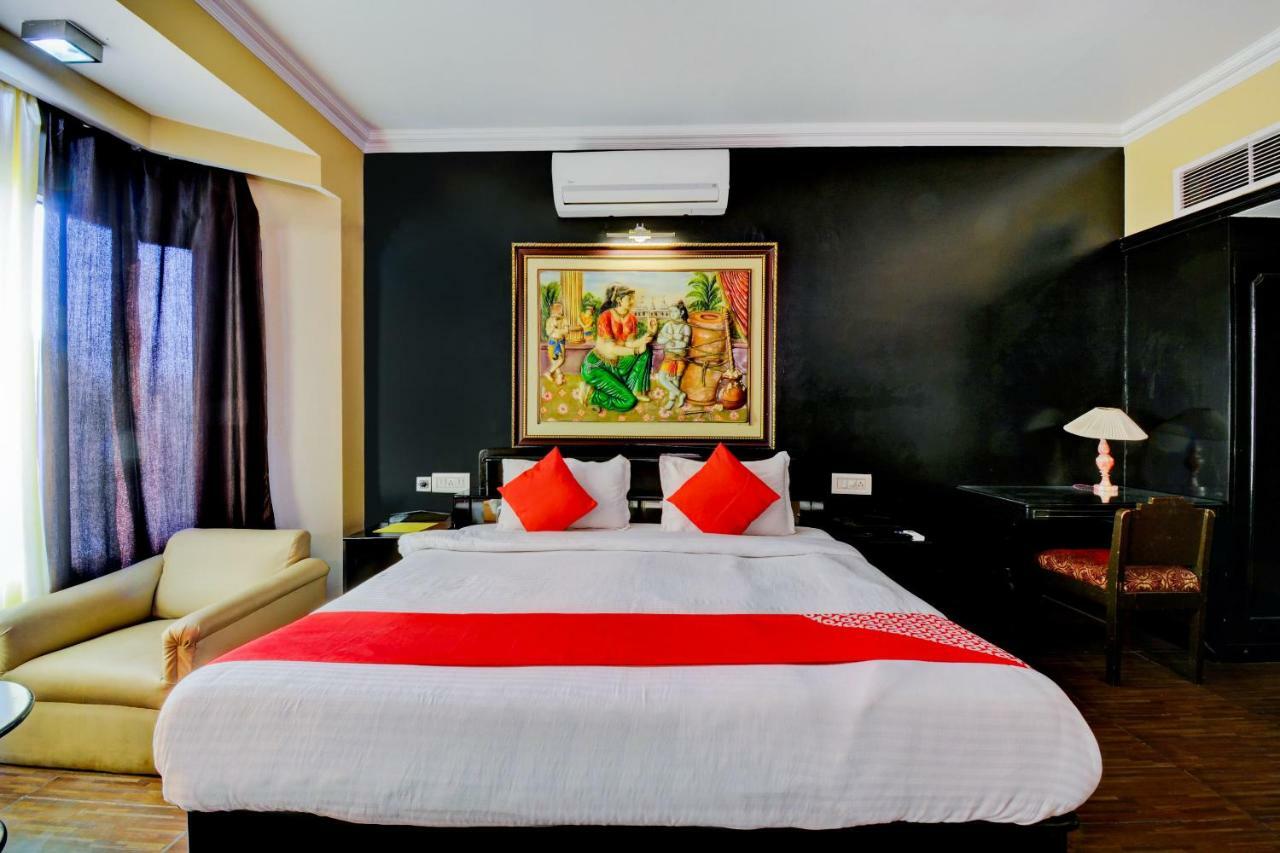 Oyo 18814 Hotel Maya International Dźajpur Zewnętrze zdjęcie